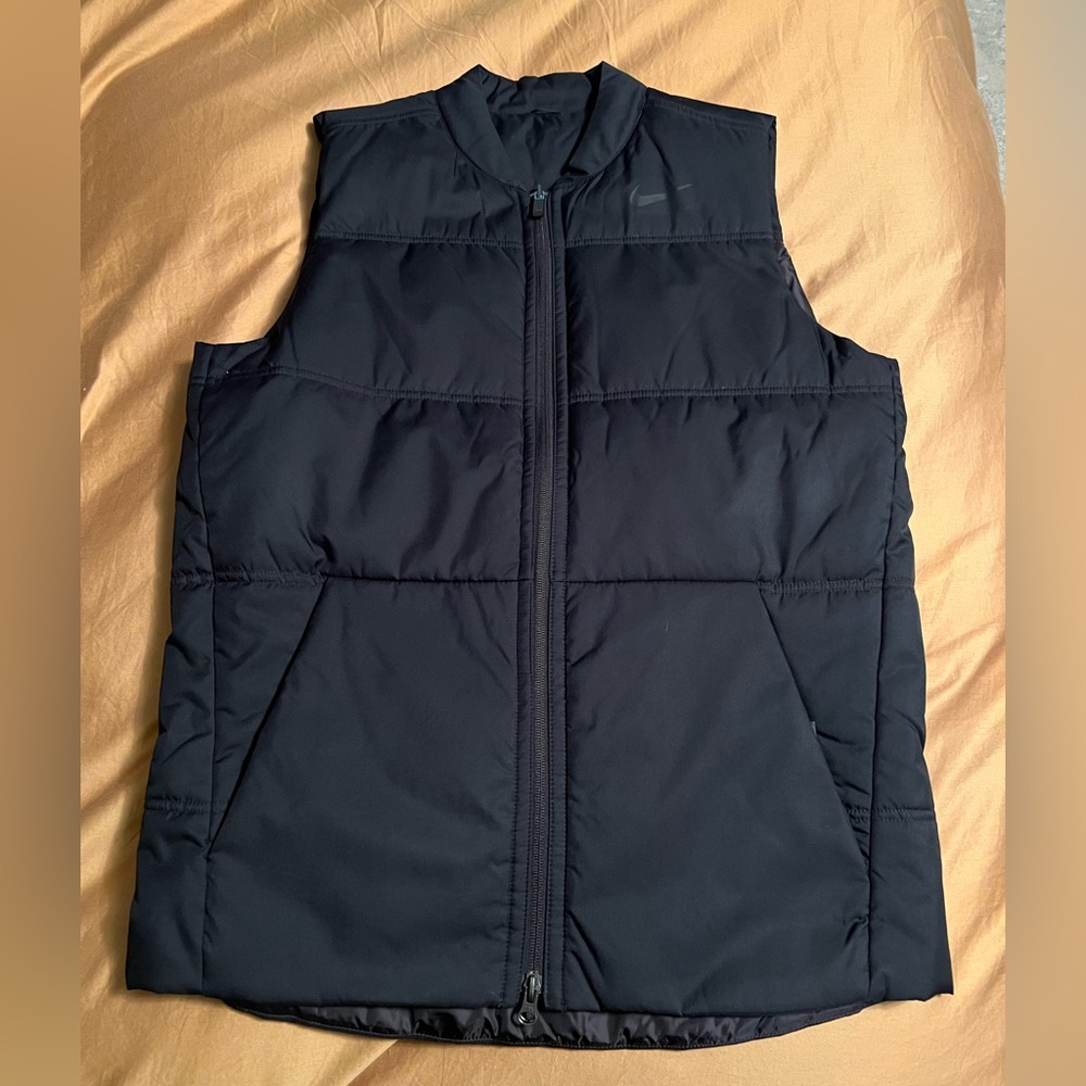 Men’s Nike Golf Vest. Great condition!